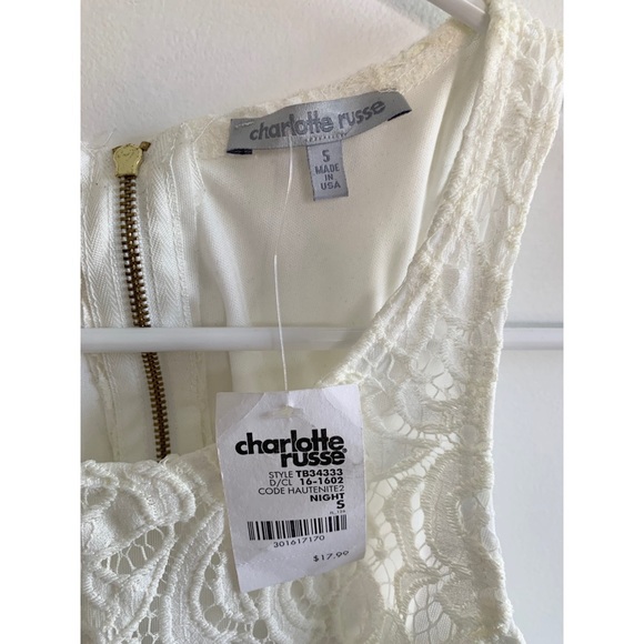Charlotte Russe white lace crop top small NWT - Picture 2 of 3